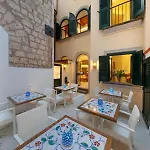 Maison Amalia 4*