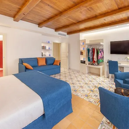 Maison Amalia 4*