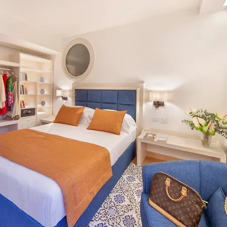 Maison Amalia 4*