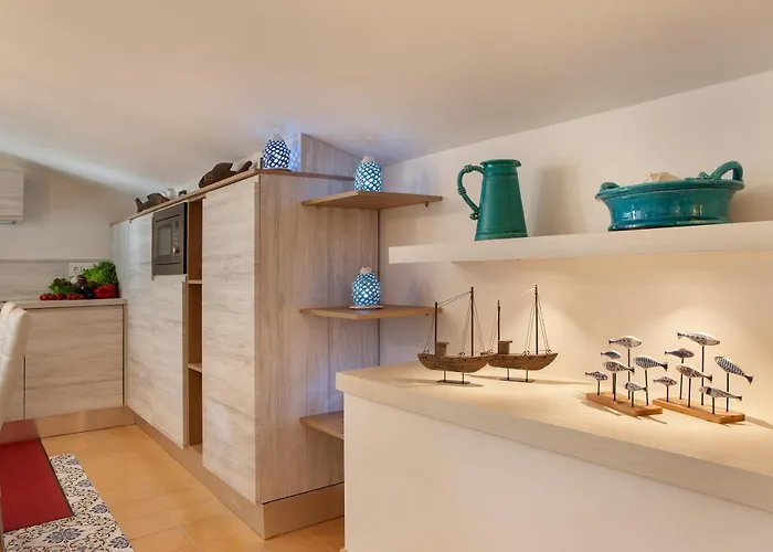 Maison Amalia Πανσιόν